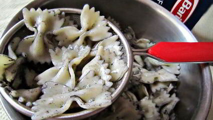 рагу с морскими гребешками и пастой фарфалле венецианский карнавал