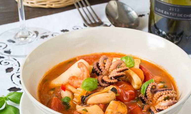 Рецепт томатного рагу из морепродуктов