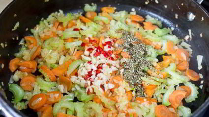 томатное рагу из морепродуктов