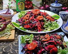 Рисовая лапша с рыбой и овощами