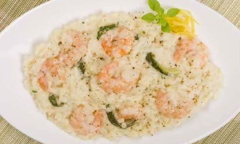 Рецепт ароматного ризотто с базиликом и креветками