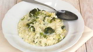 Ризотто с брокколи и пармезаном