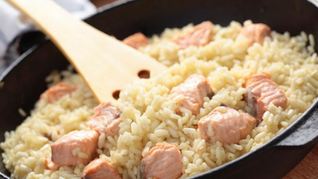 Ризотто с лососем