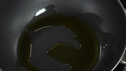 ризотто с морепродуктами и белыми грибами