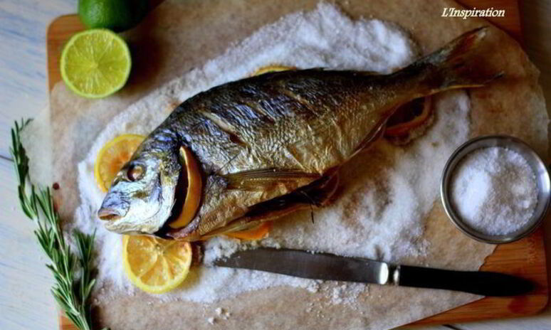 Рецепт дорады на подушке из соли и лимонов