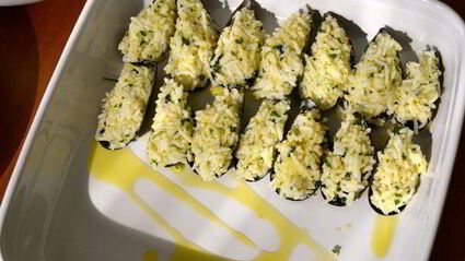 фаршированные мидии, запеченные под картофельной корочкой