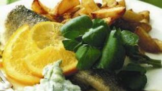 Форель в фольге с запеченным картофелем