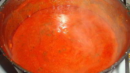 камбала в белом вине с томатным соусом