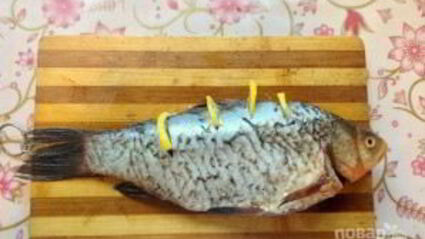 карась в фольге в духовке