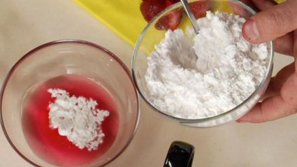 клубника и маскарпоне с базиликом