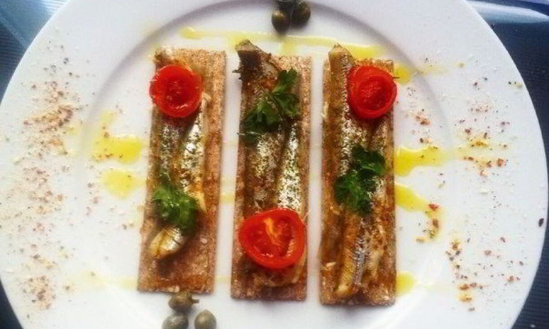 Рецепт корюшки с каперсами и помидорами черри