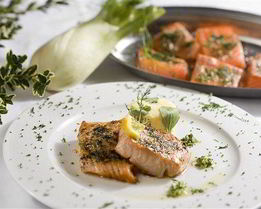 Лосось с фенхелем и перно