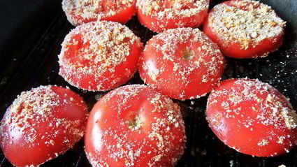 лосось в сливках и помидоры-гриль