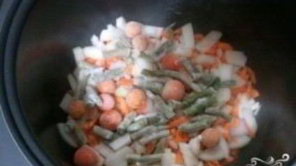 рыба, тушенная с овощами в мультиварке