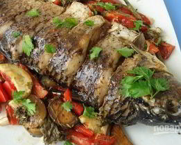 Рыба, запеченная в духовке с овощами
