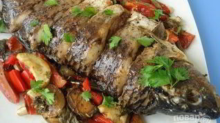 Рыба, запеченная в духовке с овощами