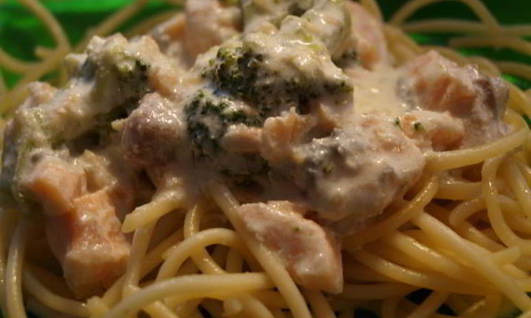 Рецепт семги с голубым сыром и брокколи