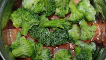 семга с голубым сыром и брокколи