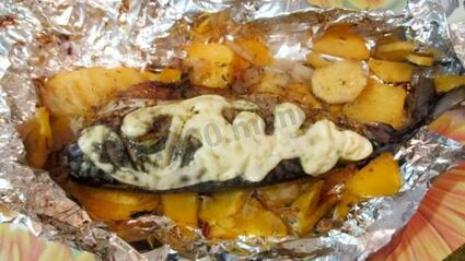 скумбрия в майонезе в духовке запеченная с луком в фольге