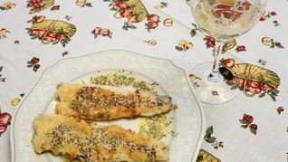 Судак под маковым соусом