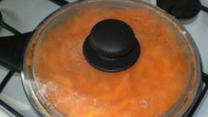 тилапия с помидорами и сыром