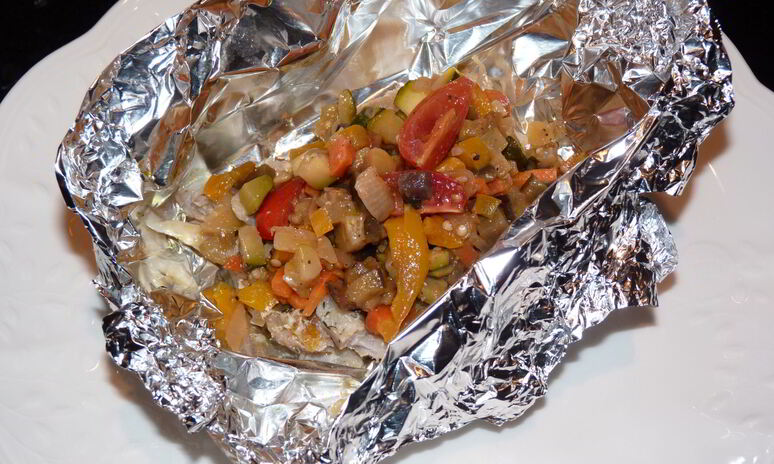 Рецепт трески с овощами в фольге