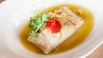 треска в чесночном соусе