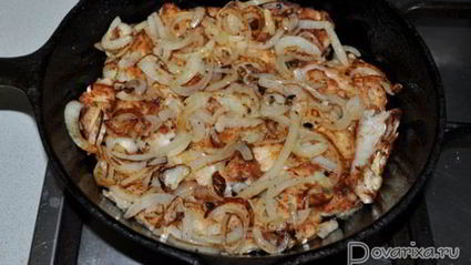 треска, запеченная в омлете