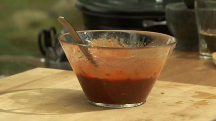 жареный карп с кабачковой икрой и сосновыми иголками