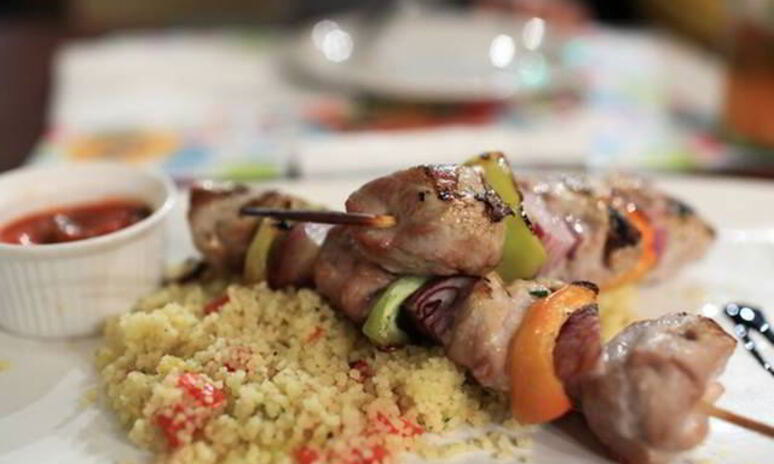 Рецепт шашлычков из барашка с кускусом и овощами