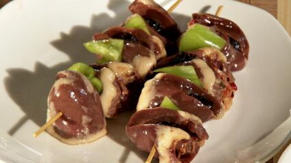 шашлычки из сердечек индейки с пилавом