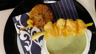 Шашлычок из куриного филе с кокосовым супом