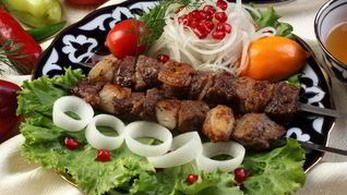 Шашлык из филе баранины в гранатовом соке