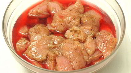 шашлык из индейки маринованной в малиновом уксусе