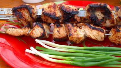 шашлык из индейки маринованной в малиновом уксусе