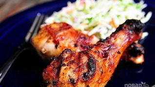 Шашлык из куриных ножек на шампурах