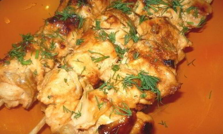 Рецепт шашлыка из курицы на сковороде
