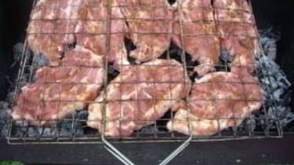 стейк из говядины на мангале