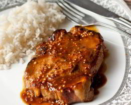 Стейк из свинины с апельсиново-горчичным соусом