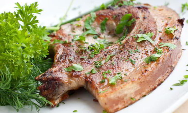 Рецепт свиного стейка в маринаде из зеленого чая