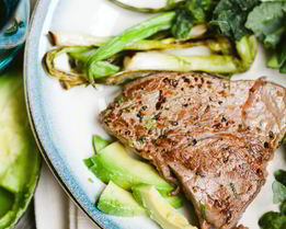 Жаренный стейк из говядины