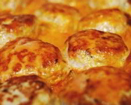 Куриные тефтели под соусом