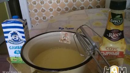 куриные тефтели в молочно-сырном соусе