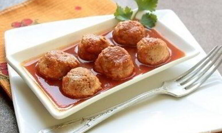 Рецепт мясных тефтелей с рисом