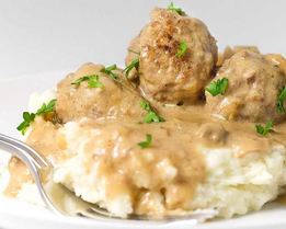 Мясные тефтели со сливочной подливкой