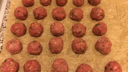 нежные тефтели в сливочном соусе