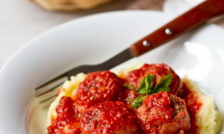 Рецепт острых свиных тефтелей