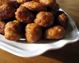 Тефтели из куриного фарша с ветчиной