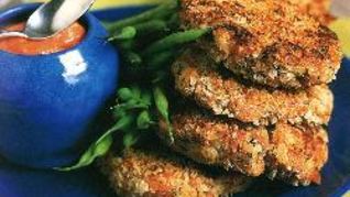 Тефтели из рыбы и картофеля с томатным соусом