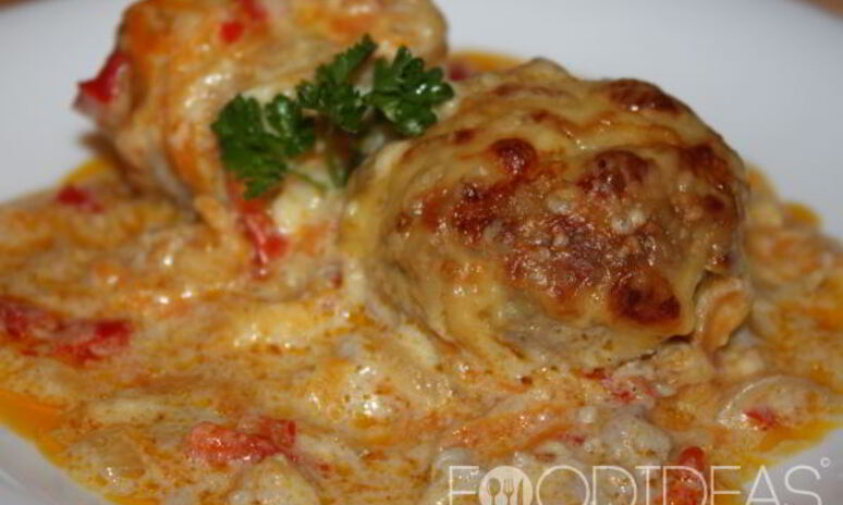 Рецепт тефтелей под сметанным соусом в духовке